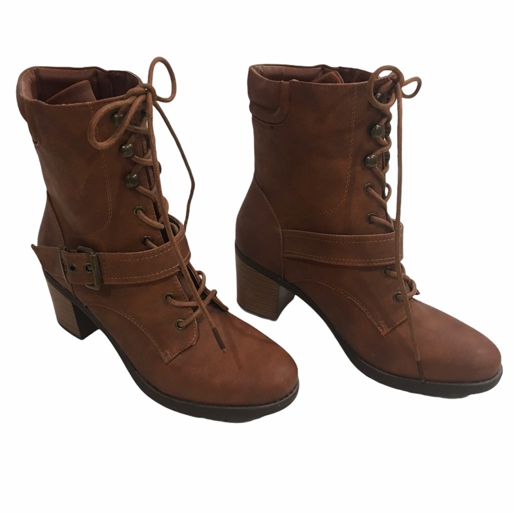 LACE UP BOOTIES SIZE 8.5